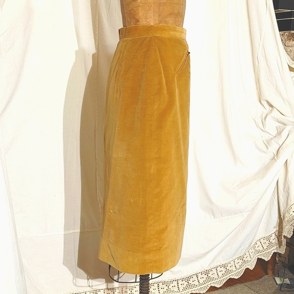 Vintage 1950s Bill Atkinson for glen of michigan velvet skirt - Picture 5 of 7